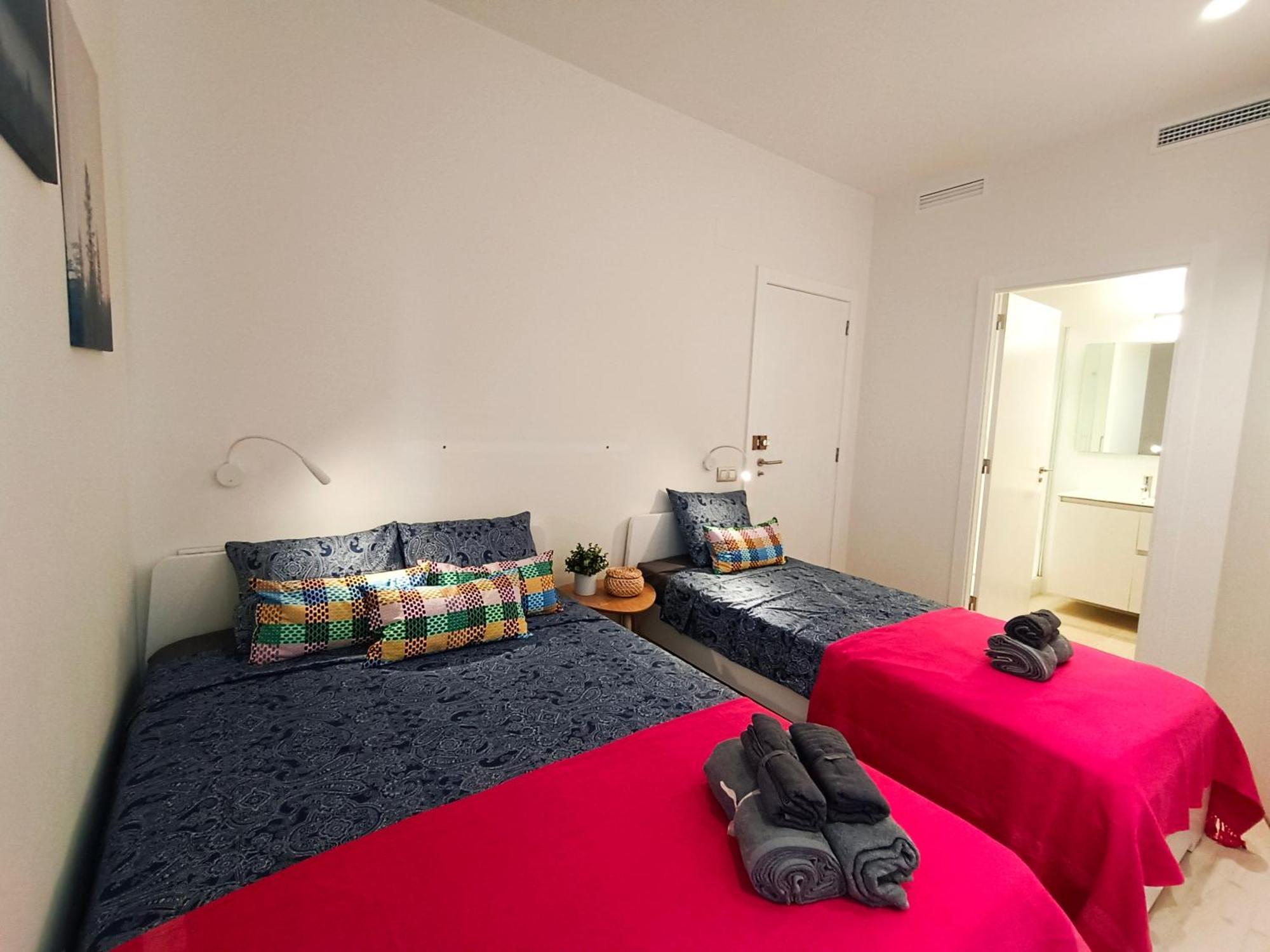 Private Rooms By Plaza Universidad Βαρκελώνη Εξωτερικό φωτογραφία