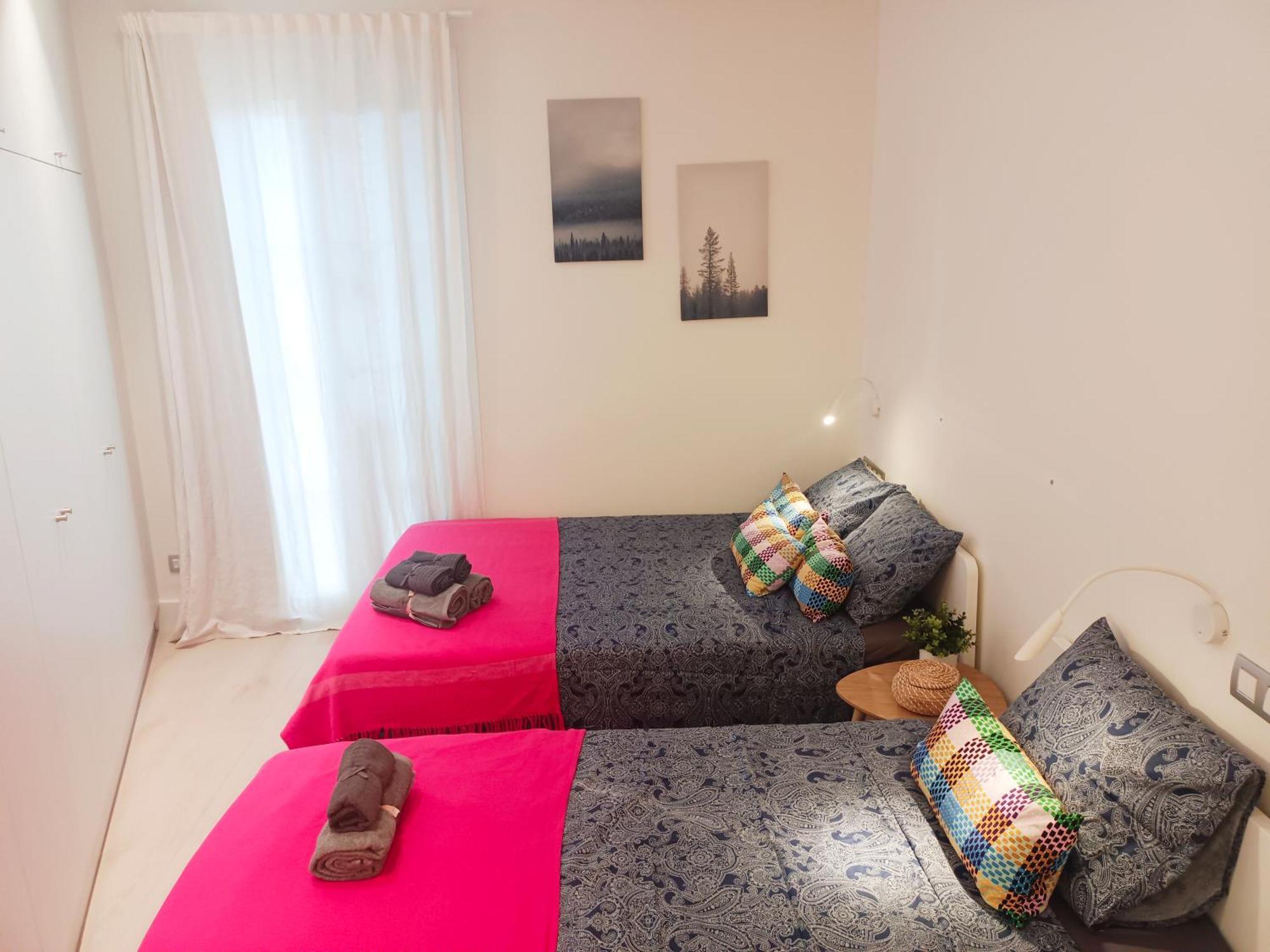 Private Rooms By Plaza Universidad Βαρκελώνη Εξωτερικό φωτογραφία